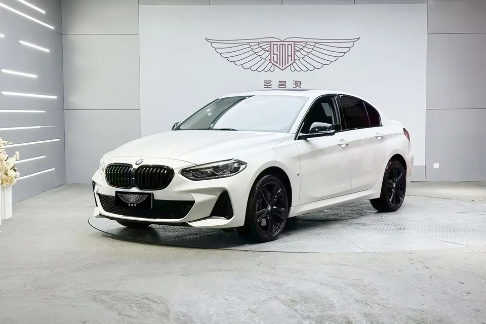 BMW 1 Series 2022
