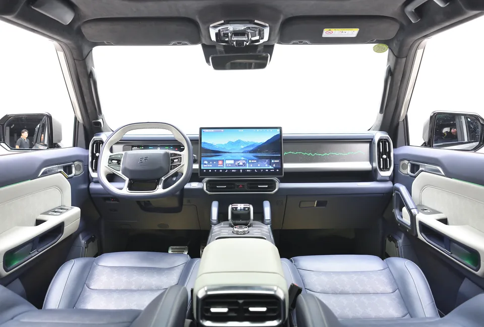 Jietu Shanhai Jetour Traveler C-DM 1.5TD DHT 208km 2WD Mountain Edition 2024 — миниатюра 5