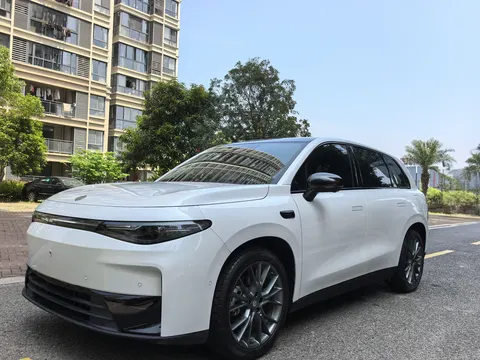 Leapmotor Zero running C10 2025 buy in Moscow