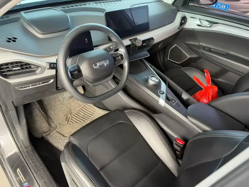 Geely Geometry A Pro A430 Travel Edition 2023 — миниатюра 5