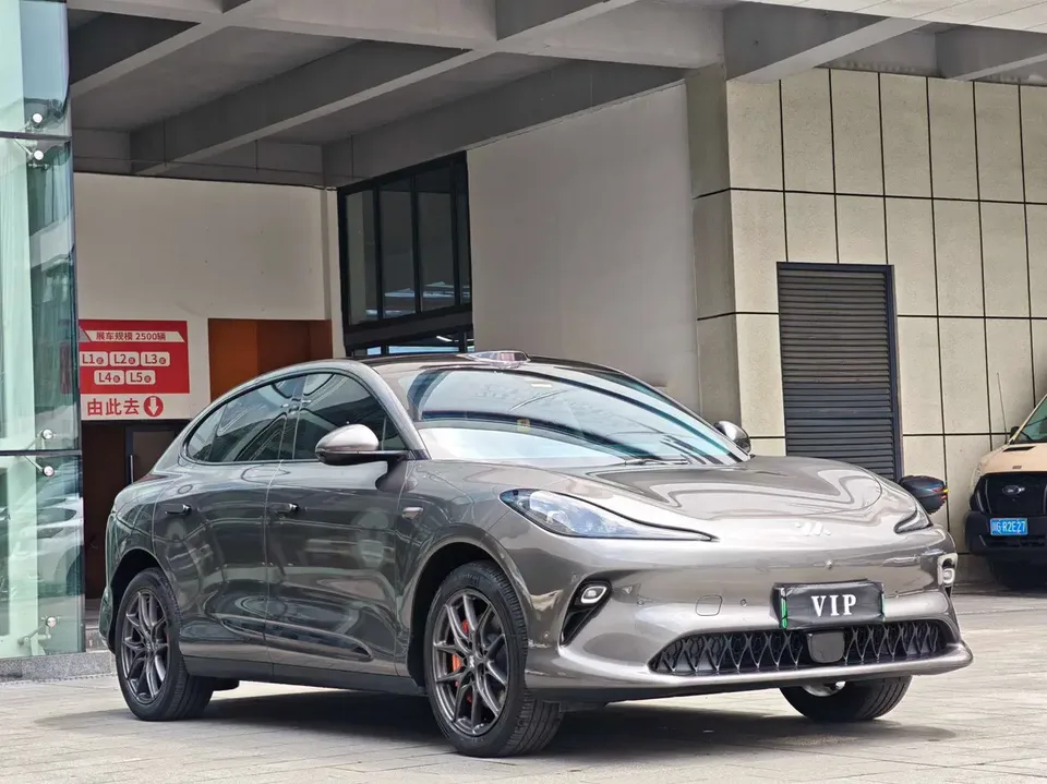 Zhiji LS6 2025