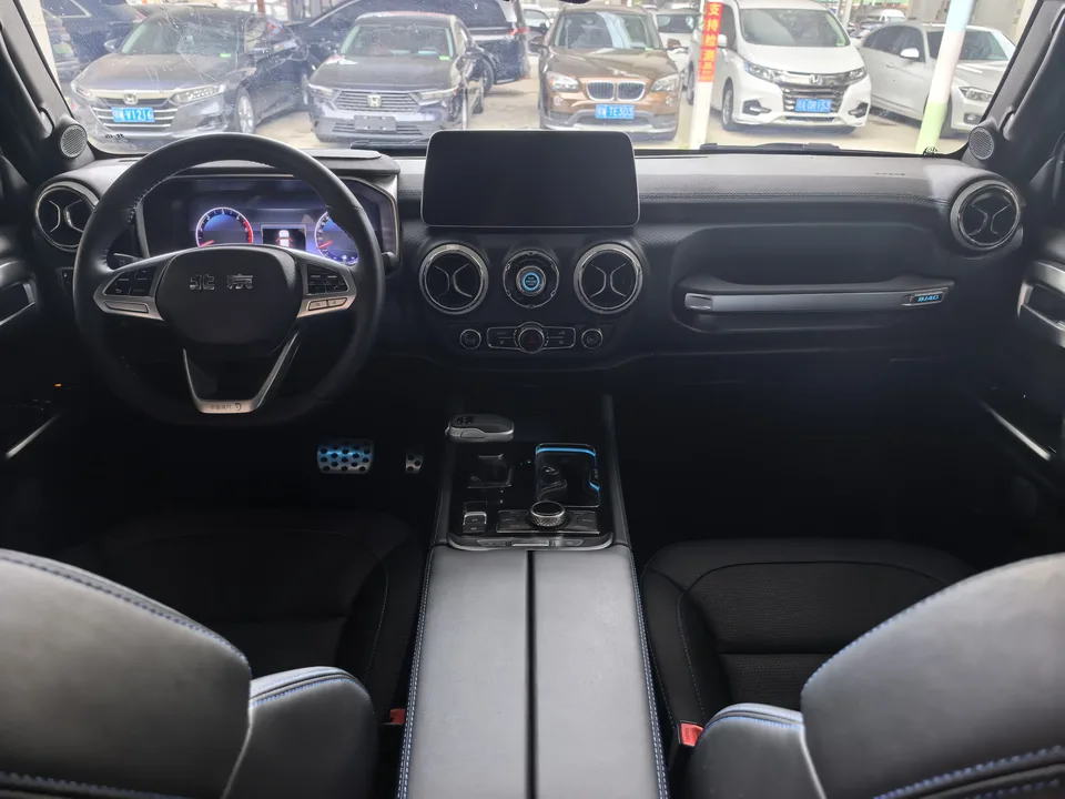 BAIC Beijing Off-road BJ40 Beijing Off-road BJ40 2023 2.0D Automatic 4WD Blade Hero Edition Knight Edition 2023 — миниатюра 3