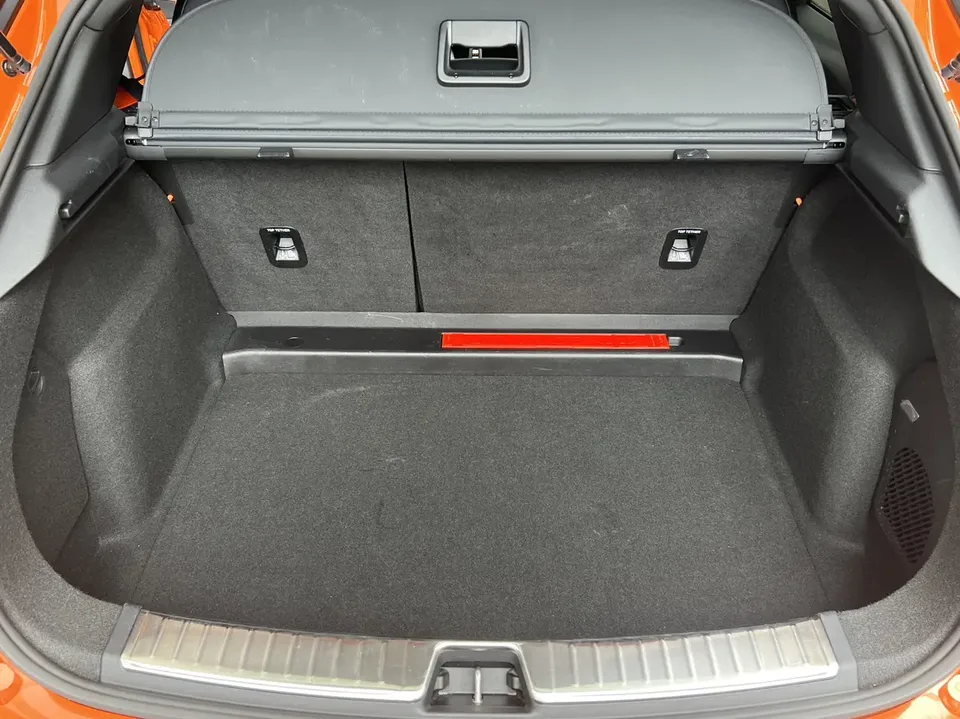 Lynk & Co 02 Hatchback 2.0TD Hatchback Halo 2022 — миниатюра 5