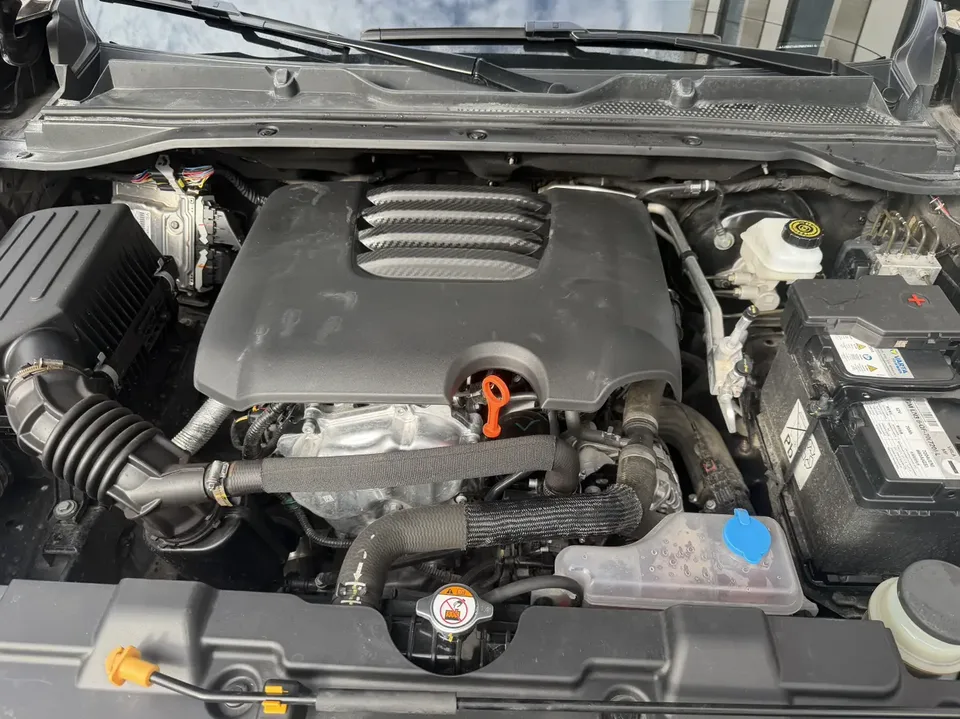 Haval H5 2.0T Gasoline Leading Automatic 2WD 2023 — миниатюра 3