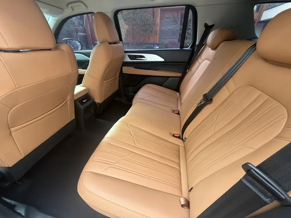 Haval H5 2.0T Gasoline Leading Automatic 2WD 2023 — миниатюра 5