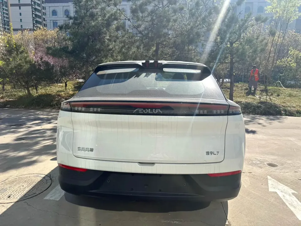 Dongfeng Fengshen L7 EV 518 Enjoy Edition 2026 — миниатюра 2
