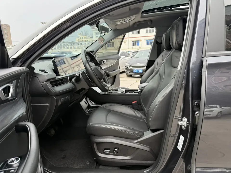 Chery Tiggo 8 PLUS 290TGDI DCT luxury version 2022 — миниатюра 5