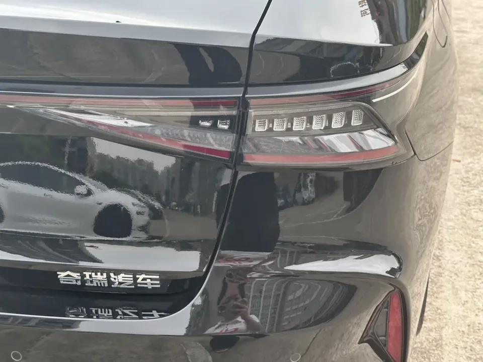 Chery Arrizo 8 1.6TGDI DCT Rui 2025 — миниатюра 3