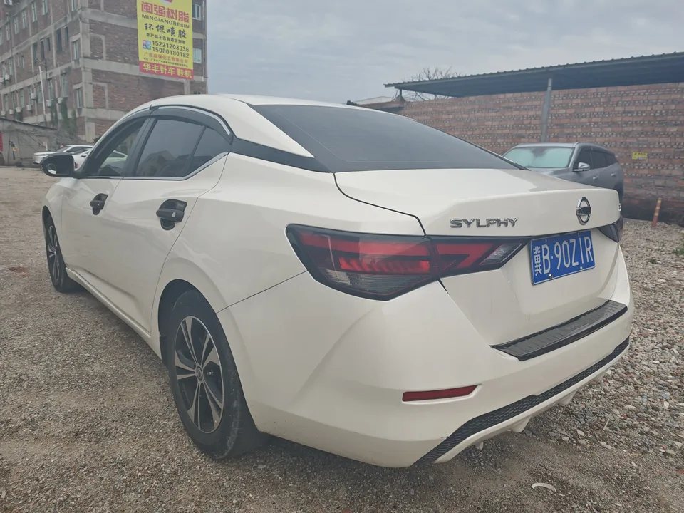Nissan Sylphy Sylphy 2022 1.6L XL CVT Enjoy Edition 2023 — thumbnail 4