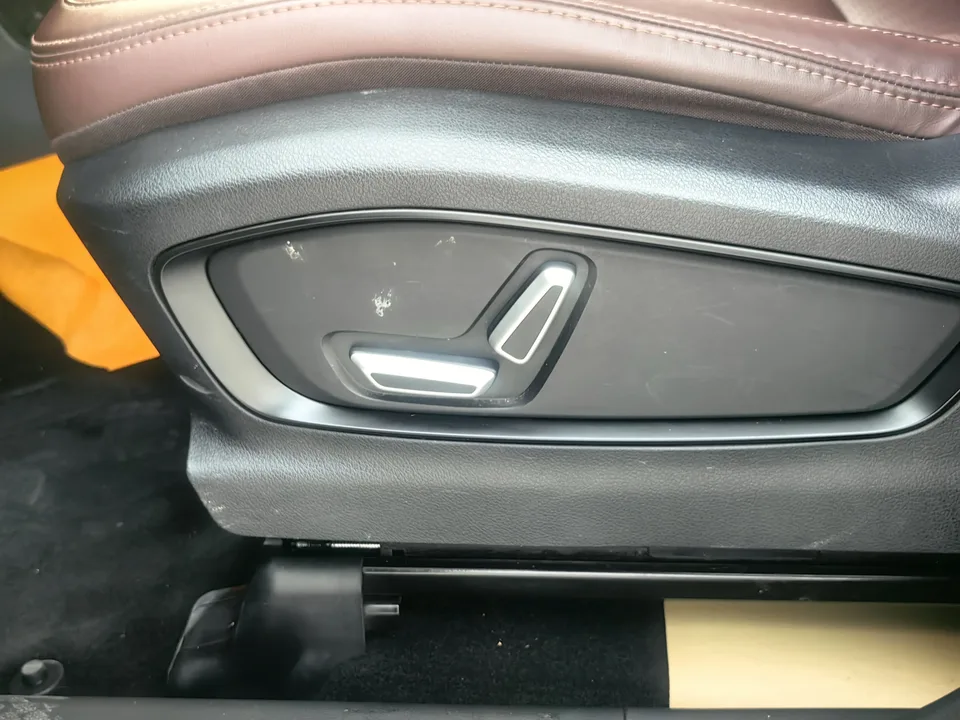 Geely Okavango Haoyue 2022 1.8TD DCT luxury model 2022 — миниатюра 3