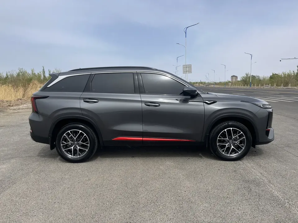 Changan CS75PLUS Second Generation 1.5T Automatic Luxury Edition 2023 — миниатюра 2