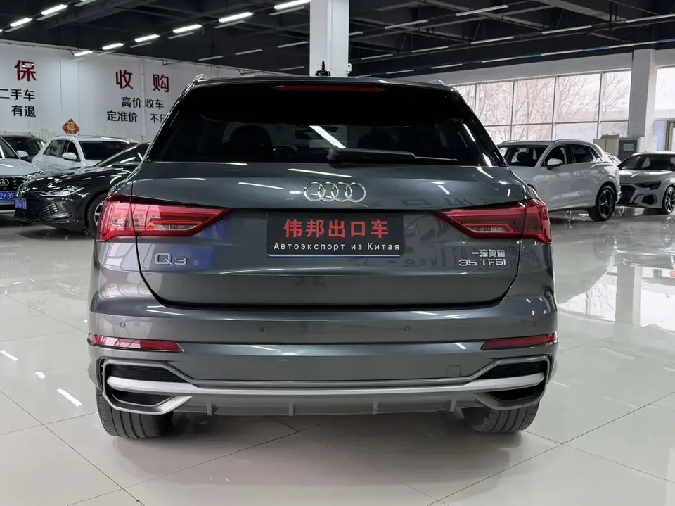 Audi Q3 Audi Q3 2022 35 TFSI aggressive and dynamic model 2022 — миниатюра 2