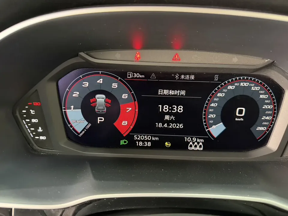 Audi Q3 Audi Q3 2022 35 TFSI aggressive and dynamic model 2022 — миниатюра 5