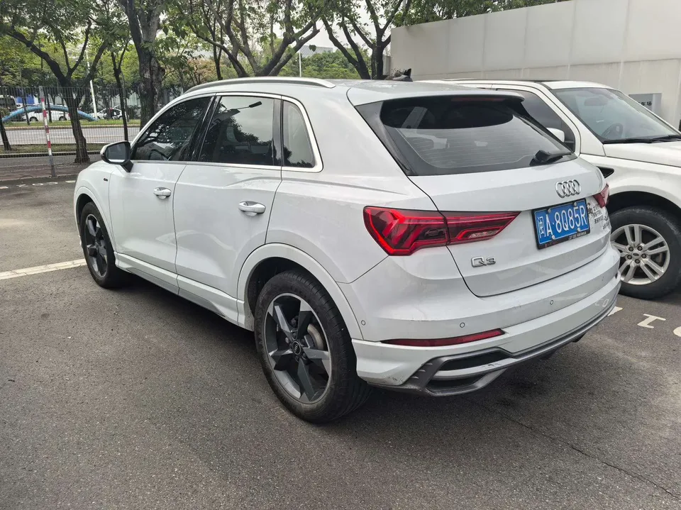 Audi Q3 Audi Q3 2023 35 TFSI Fashionable and Dynamic 2023 — миниатюра 3