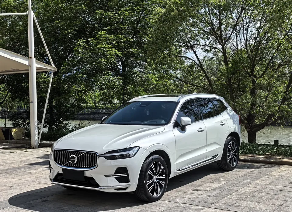 Volvo XC60 2022