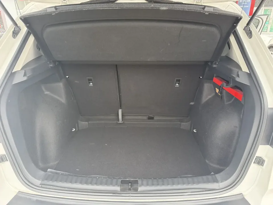 Volkswagen Tharu 280TSI 2WD Comfort Edition 2022 — миниатюра 4