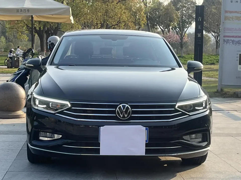 Volkswagen Magotan 2022