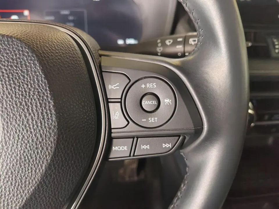 Toyota Willanda 2.0L four-wheel drive luxury PLUS version 2023 — миниатюра 5
