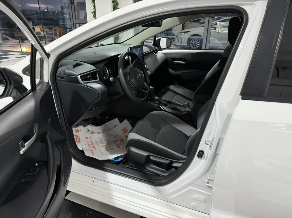 Toyota Corolla 1.2T S-CVT Elite PLUS Edition 2022 — миниатюра 5