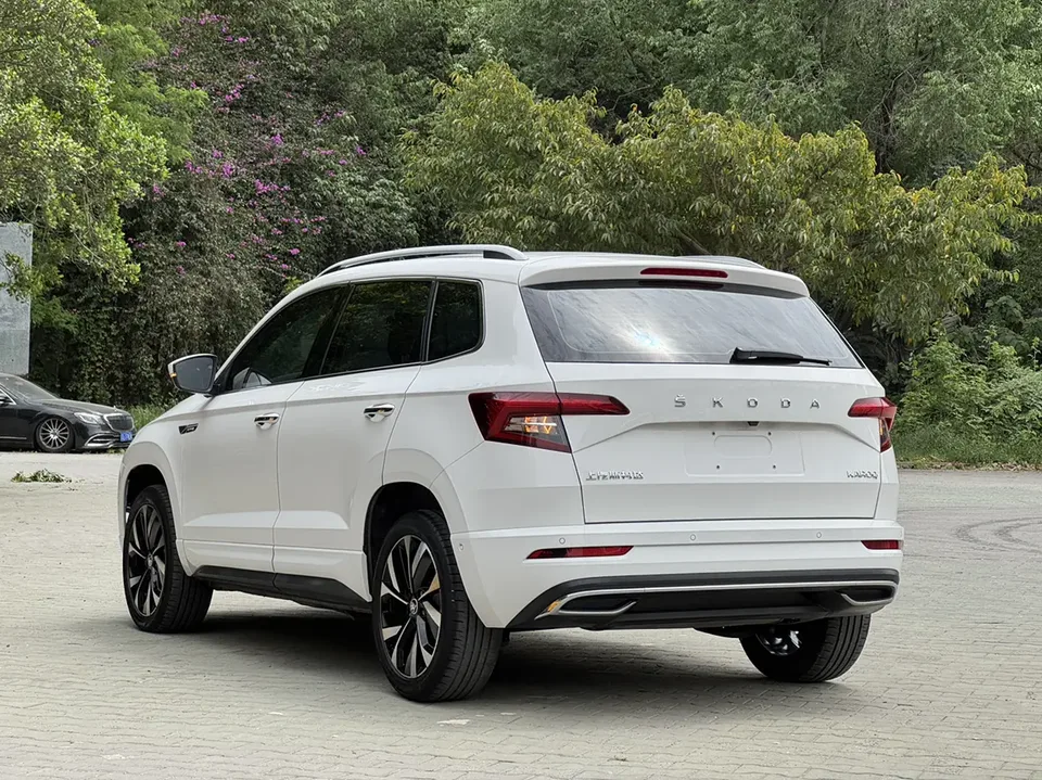 Skoda Karoq Korok 2022 TSI280 Luxury Edition 2022 — thumbnail 2