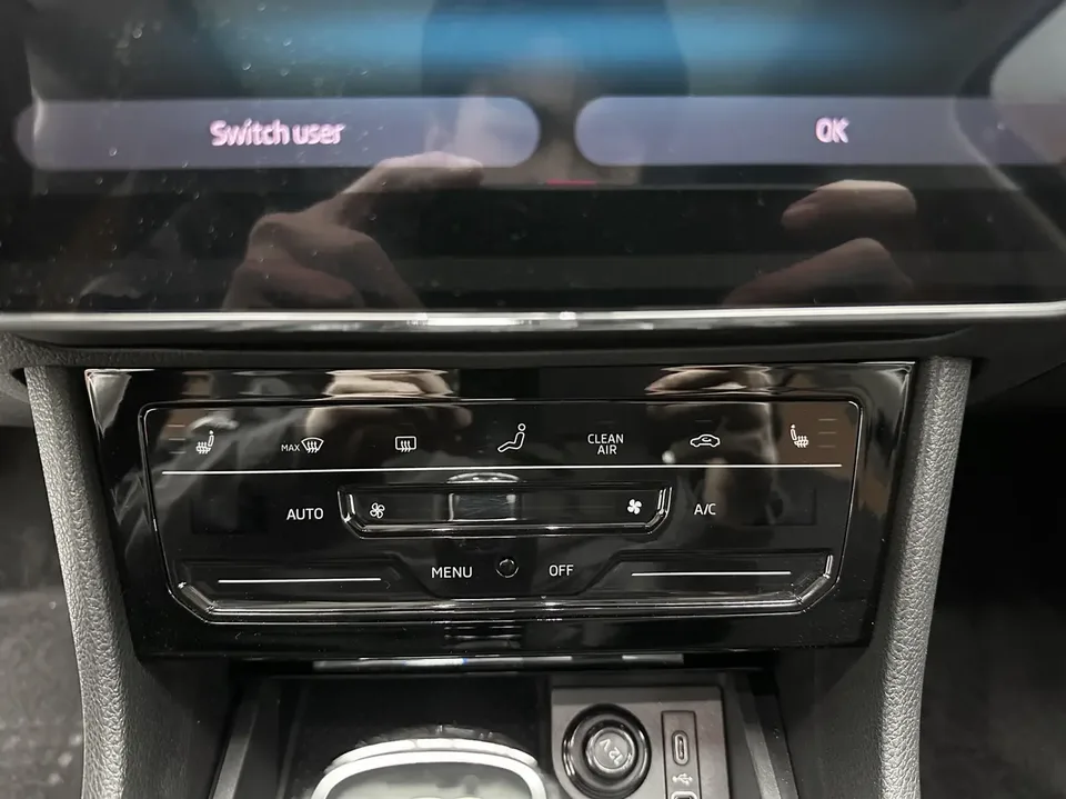 Skoda Speedy Super 2023 TSI280 DSG Exclusive Edition 2023 — миниатюра 3
