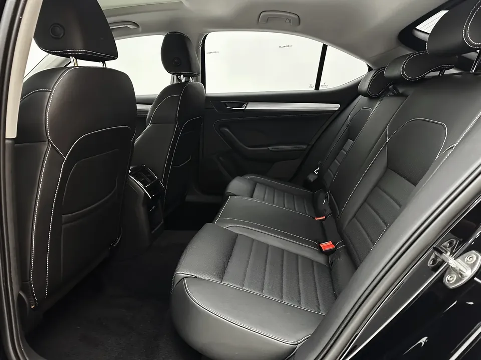 Skoda Speedy Super 2023 TSI280 DSG Exclusive Edition 2023 — миниатюра 5
