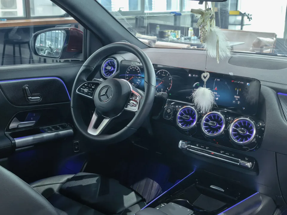 Mercedes-Benz GLA Mercedes-Benz GLA 2023 GLA 220 2023 — миниатюра 2