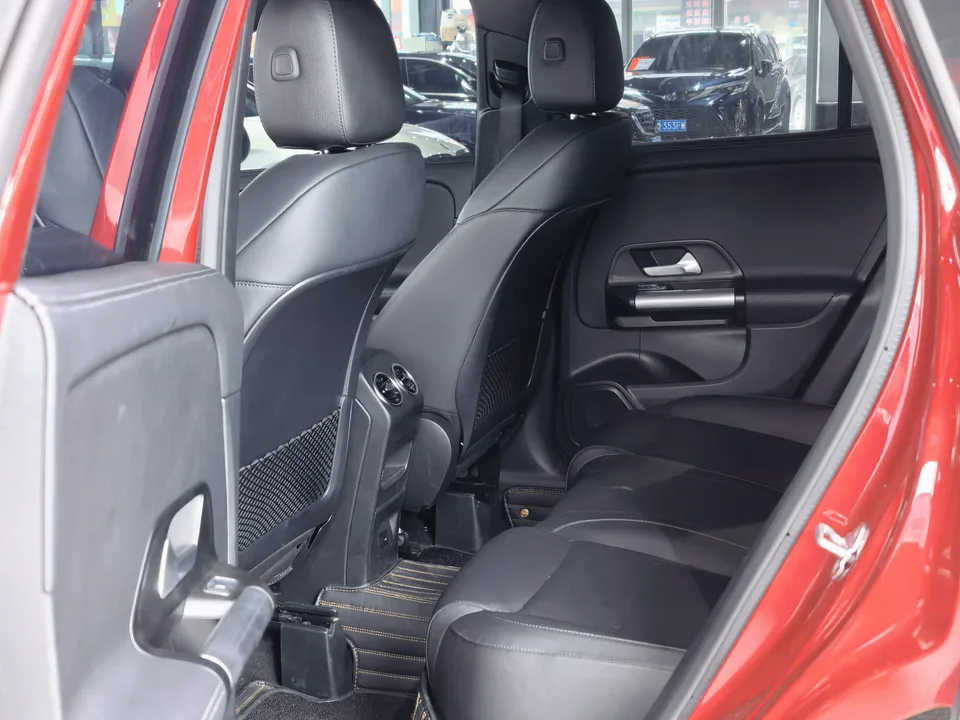 Mercedes-Benz GLA Mercedes-Benz GLA 2023 GLA 220 2023 — миниатюра 3