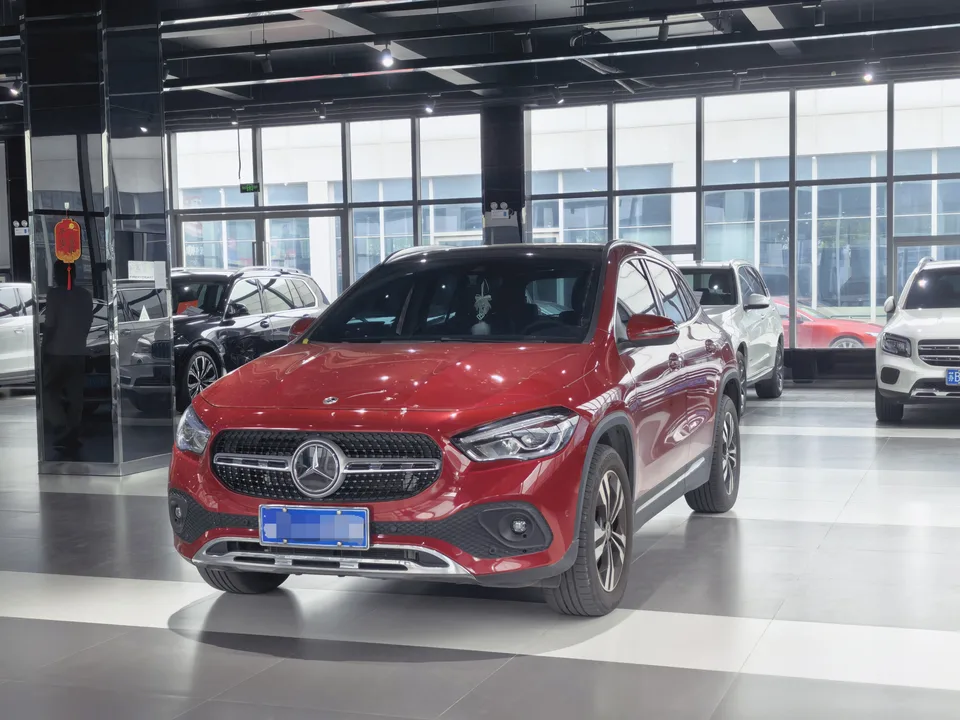 Mercedes-Benz GLA 2023