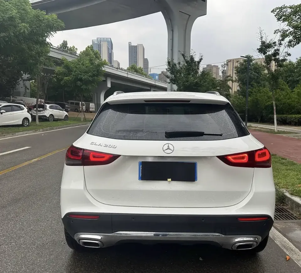 Mercedes-Benz GLA Mercedes-Benz GLA 2022 GLA 200 2022 — миниатюра 2