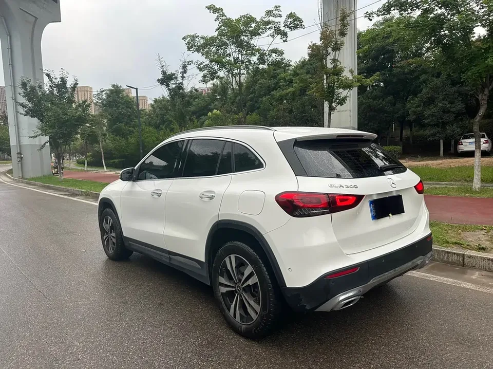 Mercedes-Benz GLA Mercedes-Benz GLA 2022 GLA 200 2022 — миниатюра 4