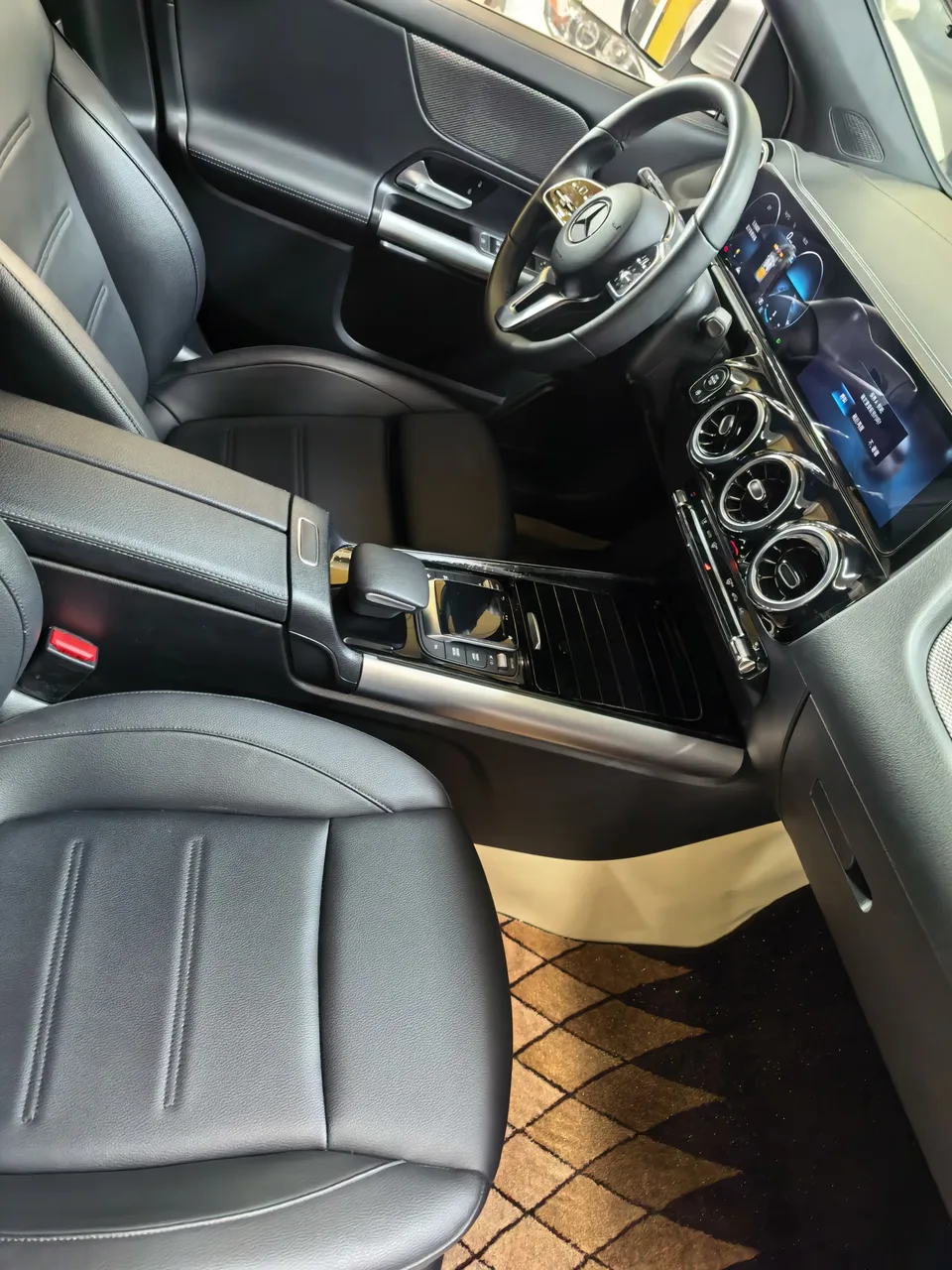 Mercedes-Benz GLA Mercedes-Benz GLA 2022 GLA 200 2022 — миниатюра 5