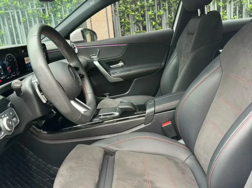 Mercedes-Benz Mercedes Benz A Class Mercedes-Benz A-Class 2023 A 200 L Sports Sedan Fashion Edition 2023 — миниатюра 5