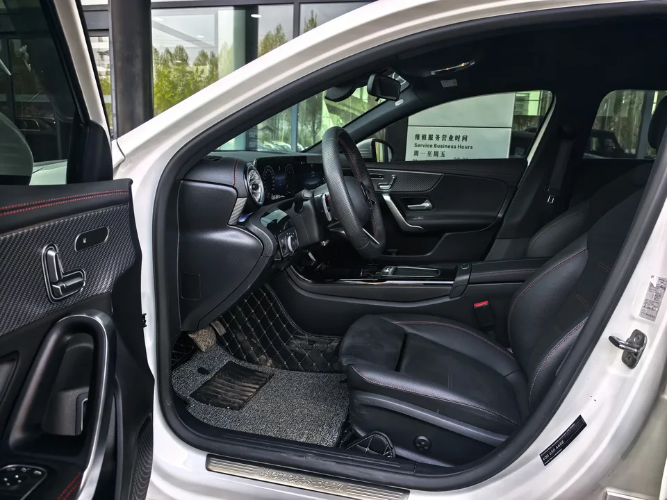 Mercedes-Benz Mercedes Benz A Class A 200 L Fashion Edition 2025 — миниатюра 4