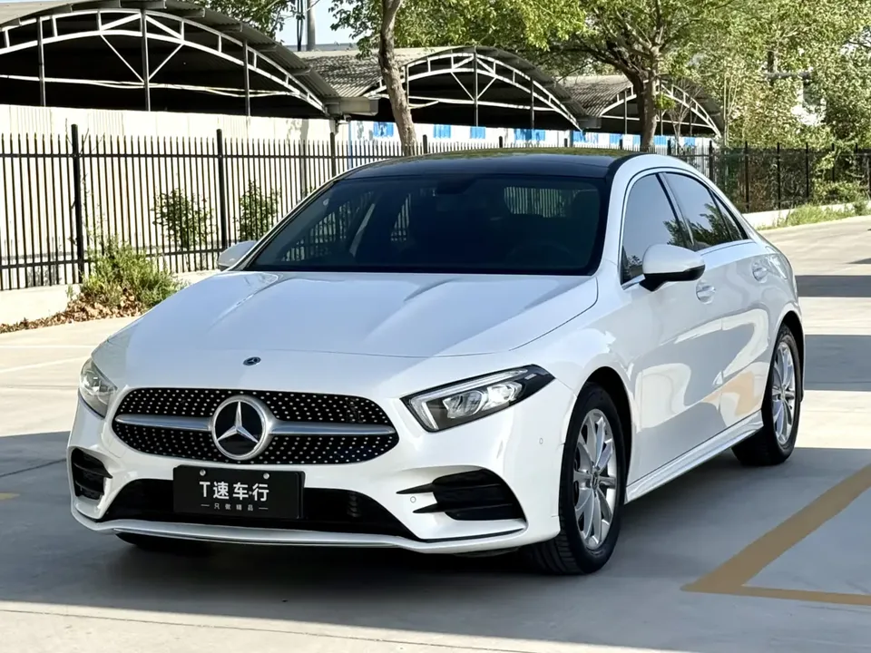 Mercedes-Benz Mercedes Benz A Class 2022