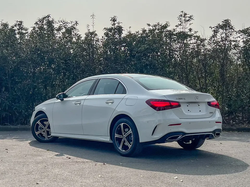 Mercedes-Benz Mercedes Benz A Class A 200 L Fashion Edition 2026 — миниатюра 2