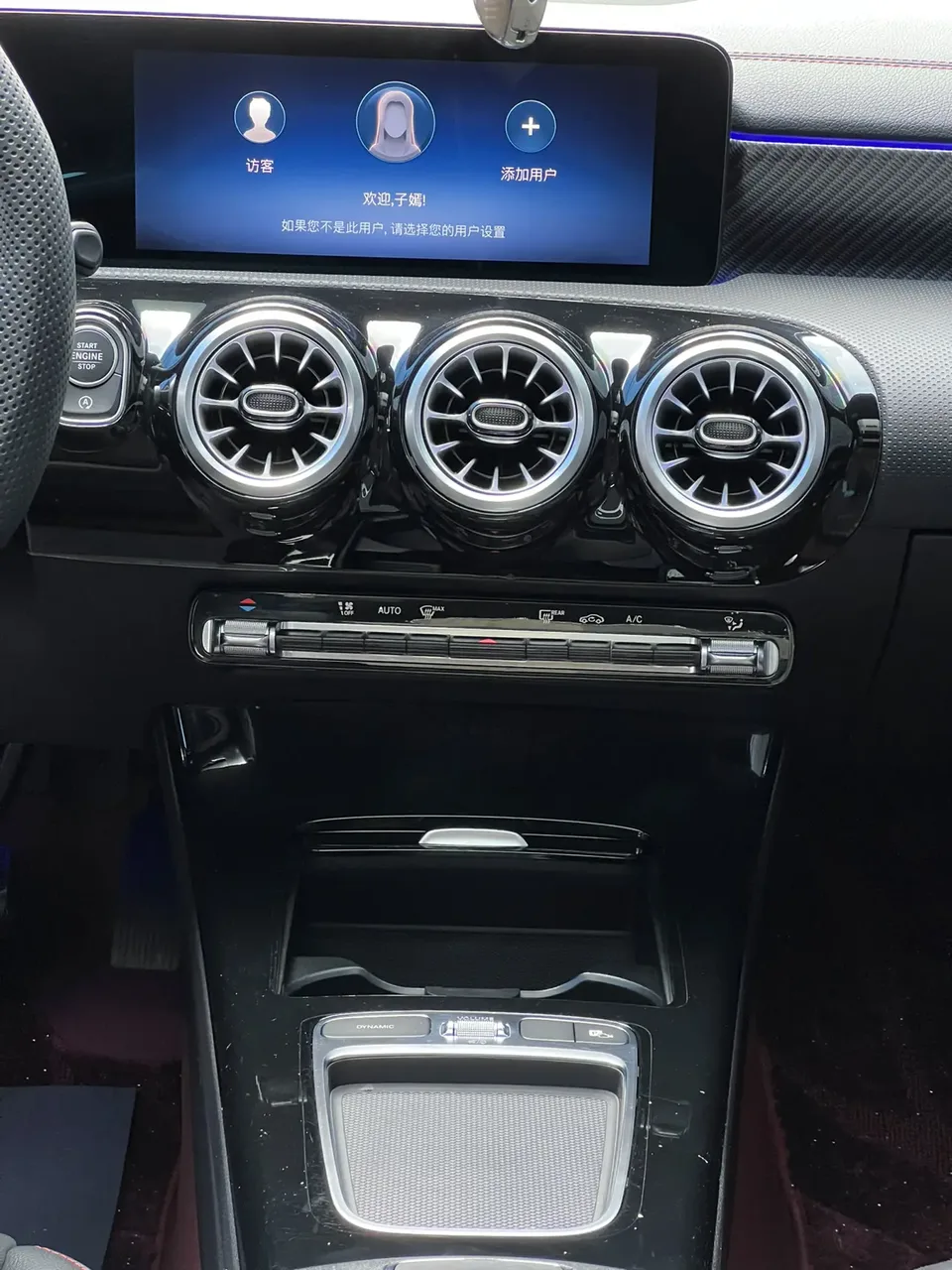 Mercedes-Benz Mercedes Benz A Class Mercedes-Benz A-Class 2024 facelift A 200 L fashion version 2024 — миниатюра 3