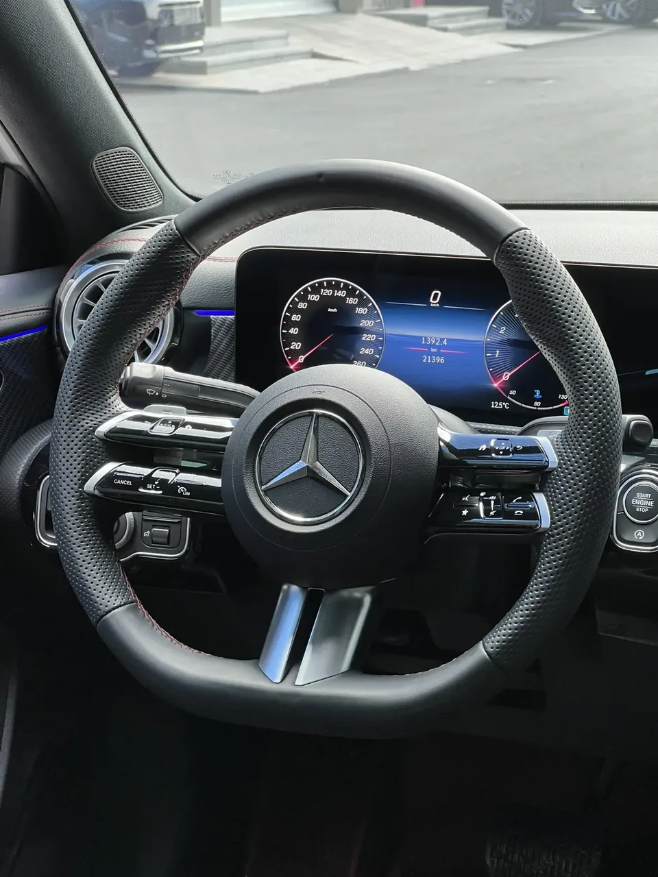 Mercedes-Benz Mercedes Benz A Class Mercedes-Benz A-Class 2024 facelift A 200 L fashion version 2024 — миниатюра 5