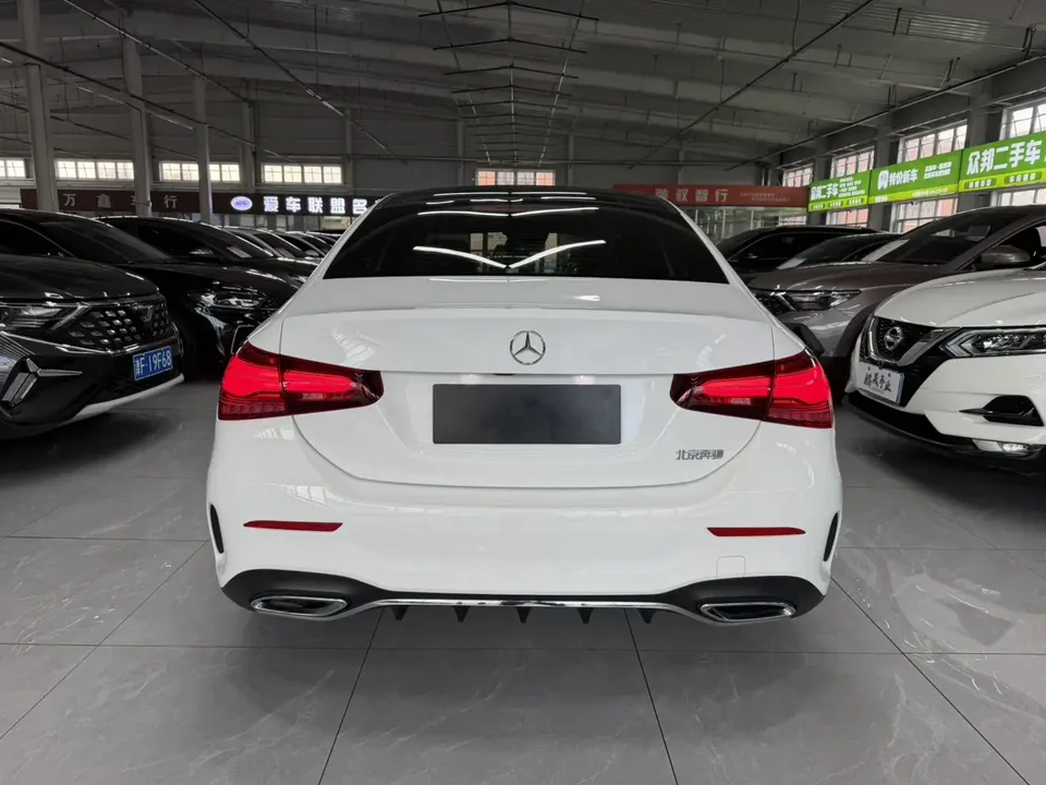 Mercedes-Benz Mercedes Benz A Class Mercedes-Benz A-Class 2023 A 180 L Sports Sedan 2024 — миниатюра 2