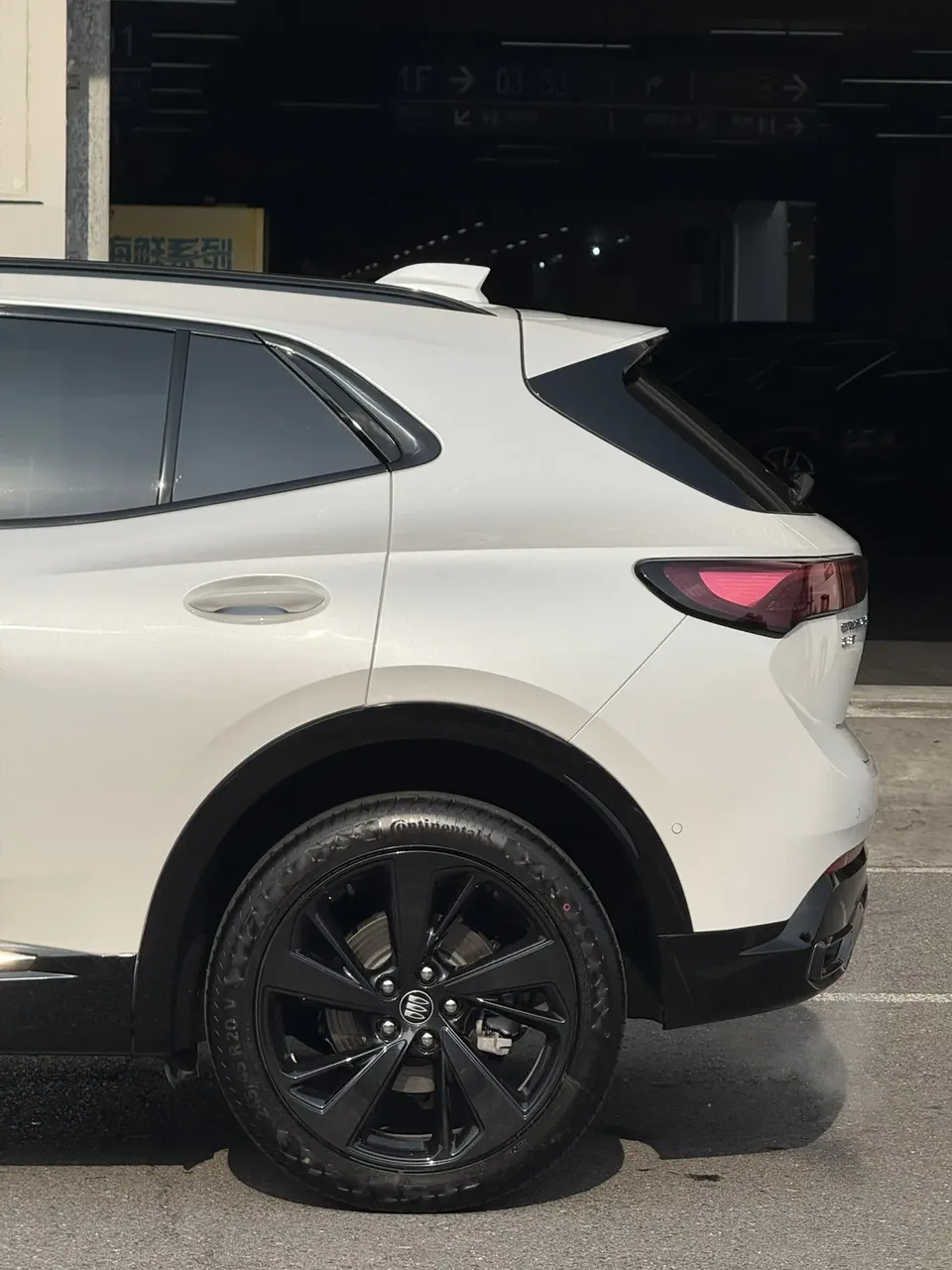 Buick Envision S 28T Black Premium Edition 2026 — миниатюра 3