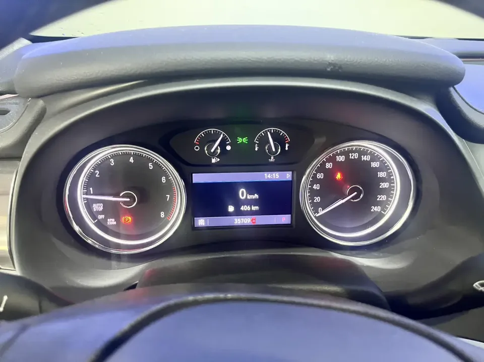 Buick LaCrosse LaCrosse 2021 652T Luxury 2022 — миниатюра 4