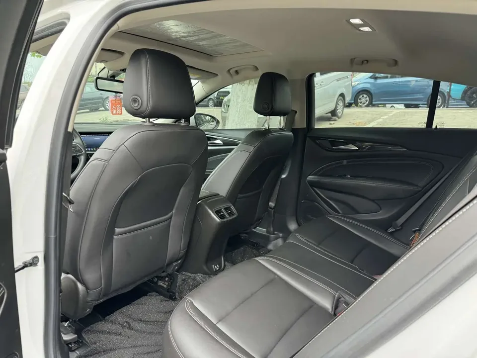 Buick Majesty Regal 2023 552T Smart Edition 2023 — миниатюра 4