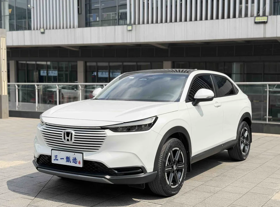 Honda VEZEL 1.5L CVT technology version 2023 — фото 1, купить с доставкой в Москву