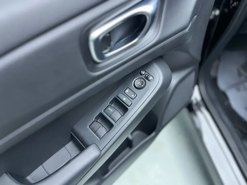 Honda VEZEL 1.5L CVT technology version 2023 — миниатюра 5