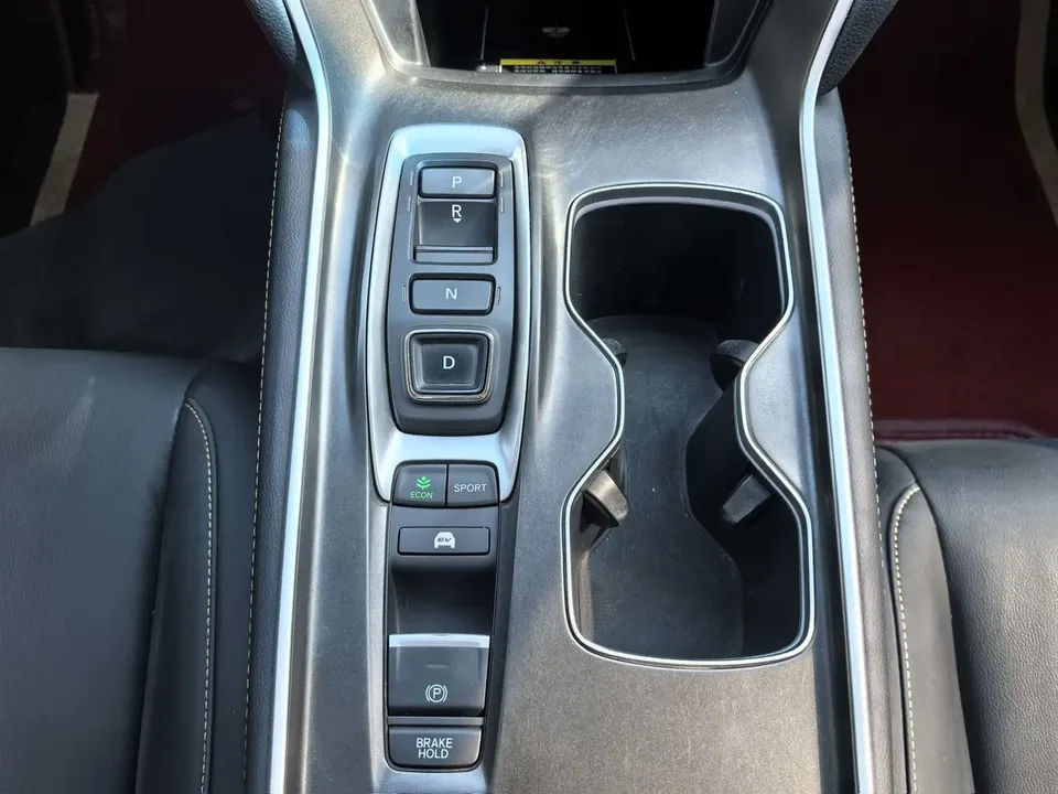 Honda Accord 2022 Accord Hybrid 2.0L Phantom Night Smart Edition 2023 — миниатюра 4