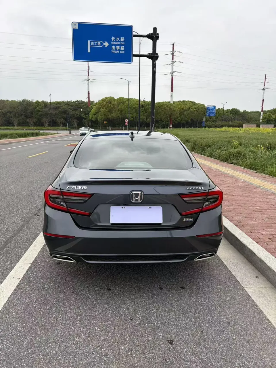 Honda Accord Accord 2022 260TURBO Deluxe Edition 2022 — миниатюра 2