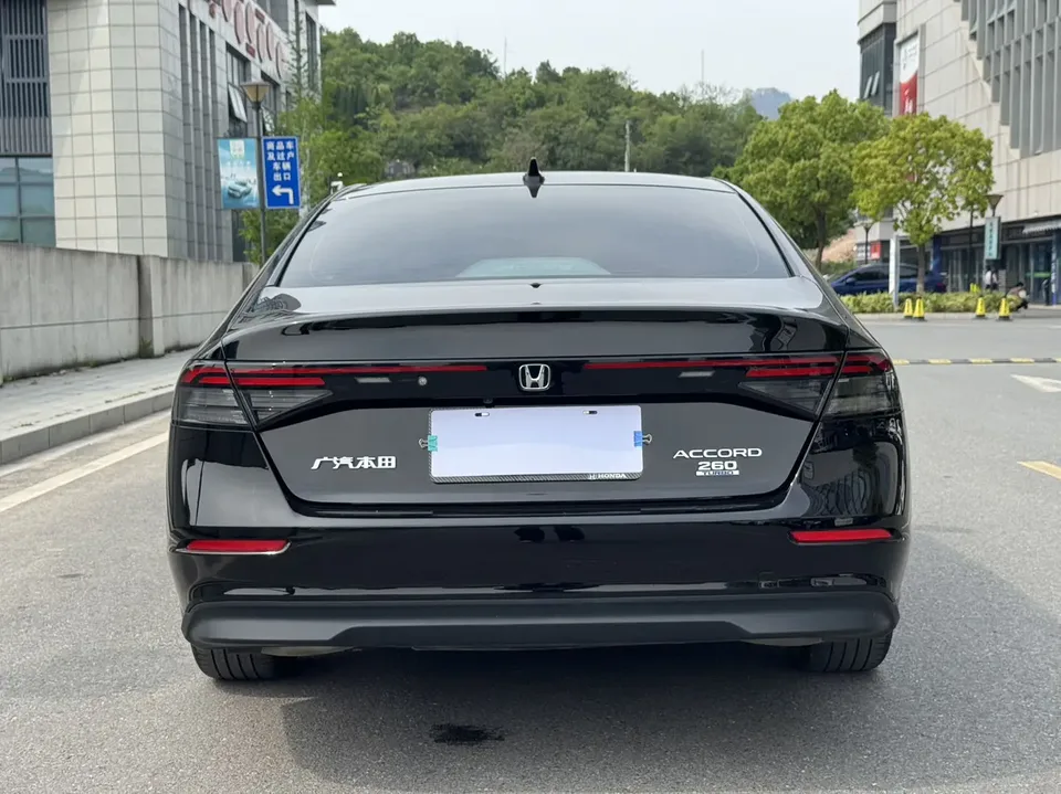 Honda Accord Rui T 260TURBO Deluxe Edition 2024 — миниатюра 5