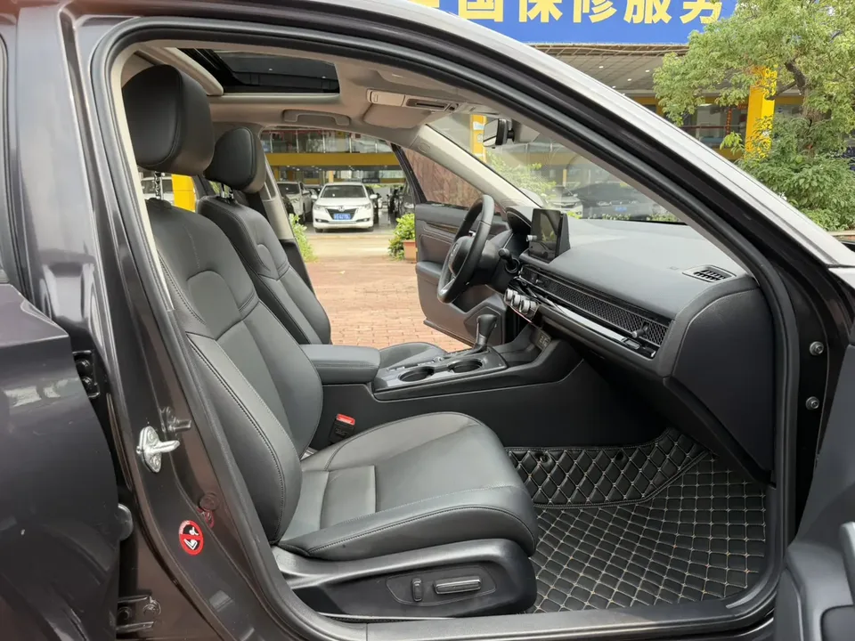 Honda Integra 240TURBO CVT Deluxe Edition 2023 — миниатюра 5