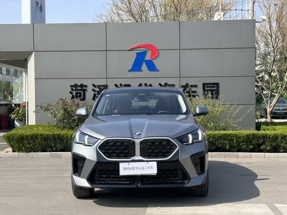 BMW X2 sDrive25i M Sports Package 2025 — фото 1, купить с доставкой в Москву