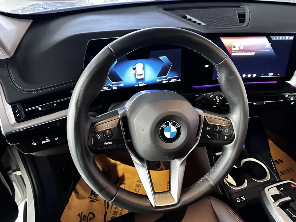 BMW X1 sDrive25Li X Design Package 2023 — миниатюра 4